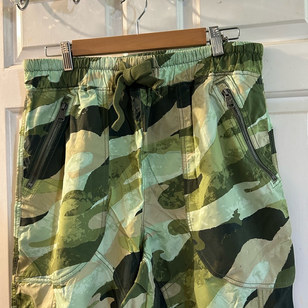 Free People Green Camo Cargo Pants - Picture 2 of 4